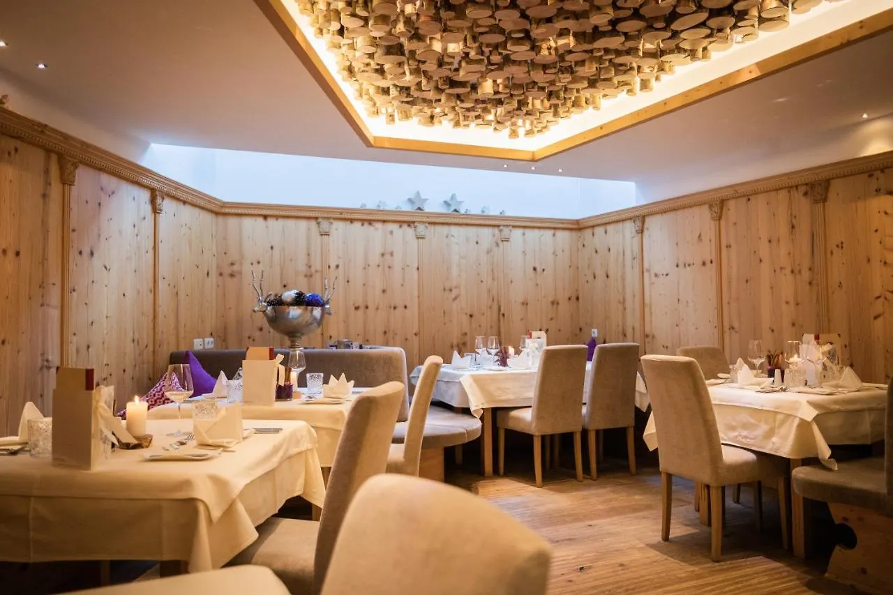 Hotel Sonnegg Saalbach