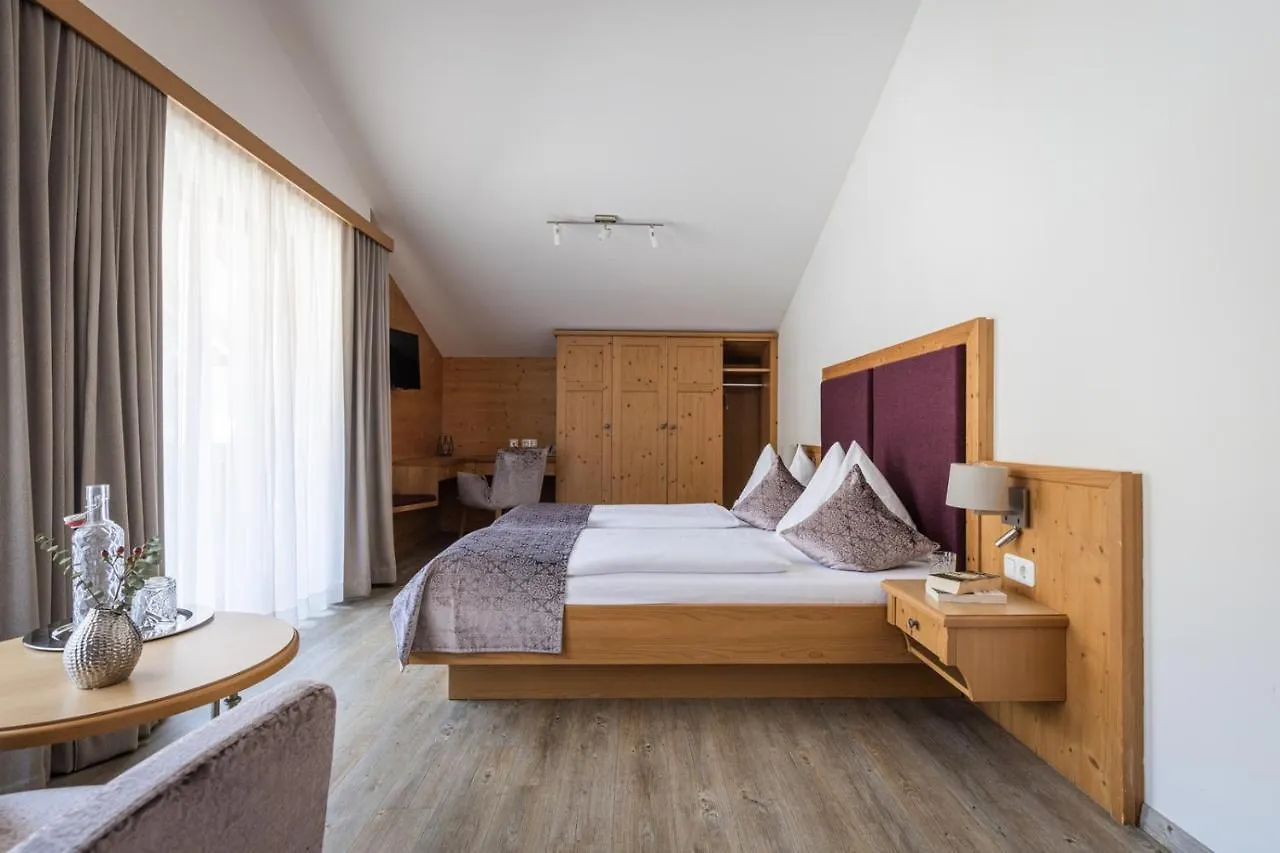 Hotel Sonnegg Saalbach