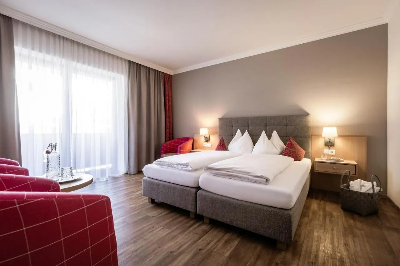 Hotel Sonnegg Saalbach-Hinterglemm