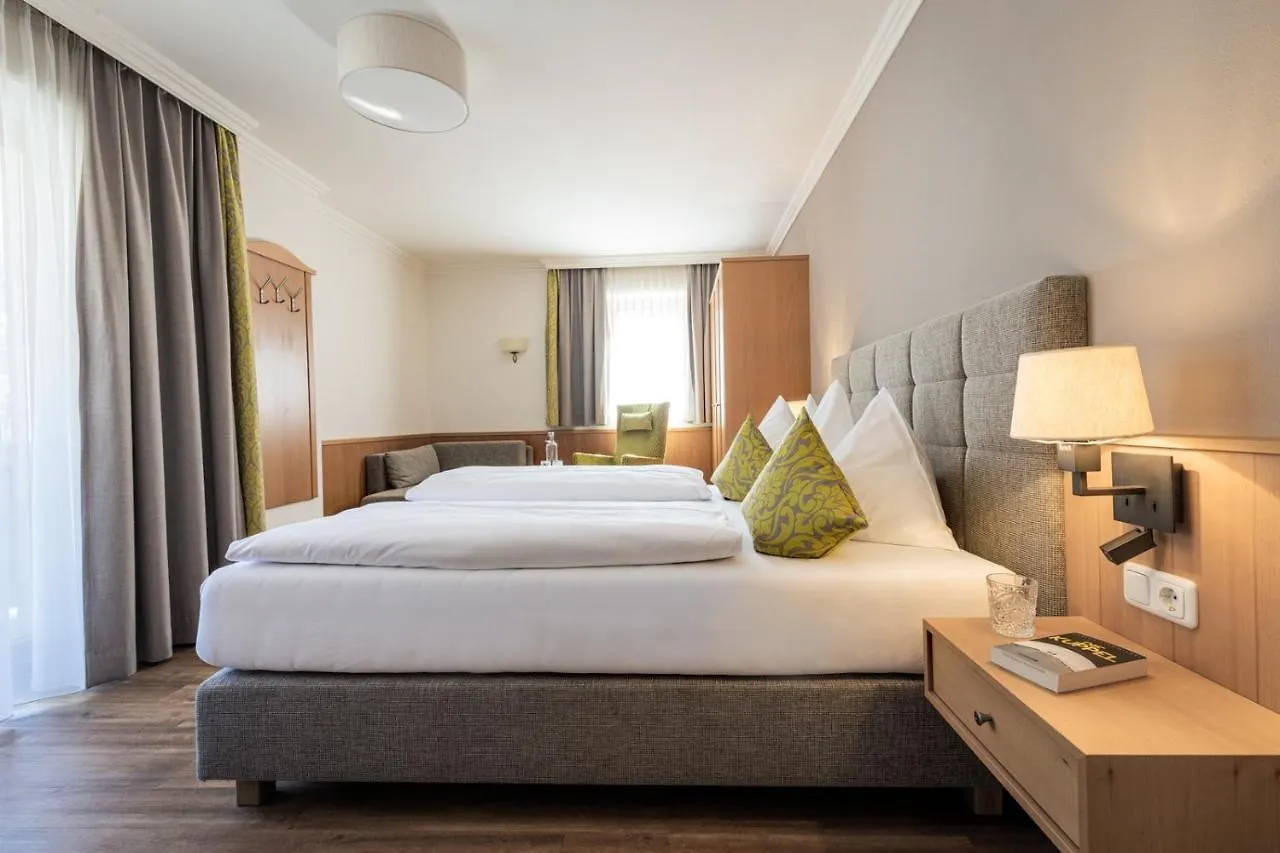 Hotel Sonnegg Saalbach