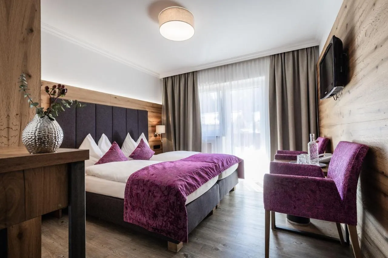 Hotel Sonnegg Saalbach 4*,  Österreich