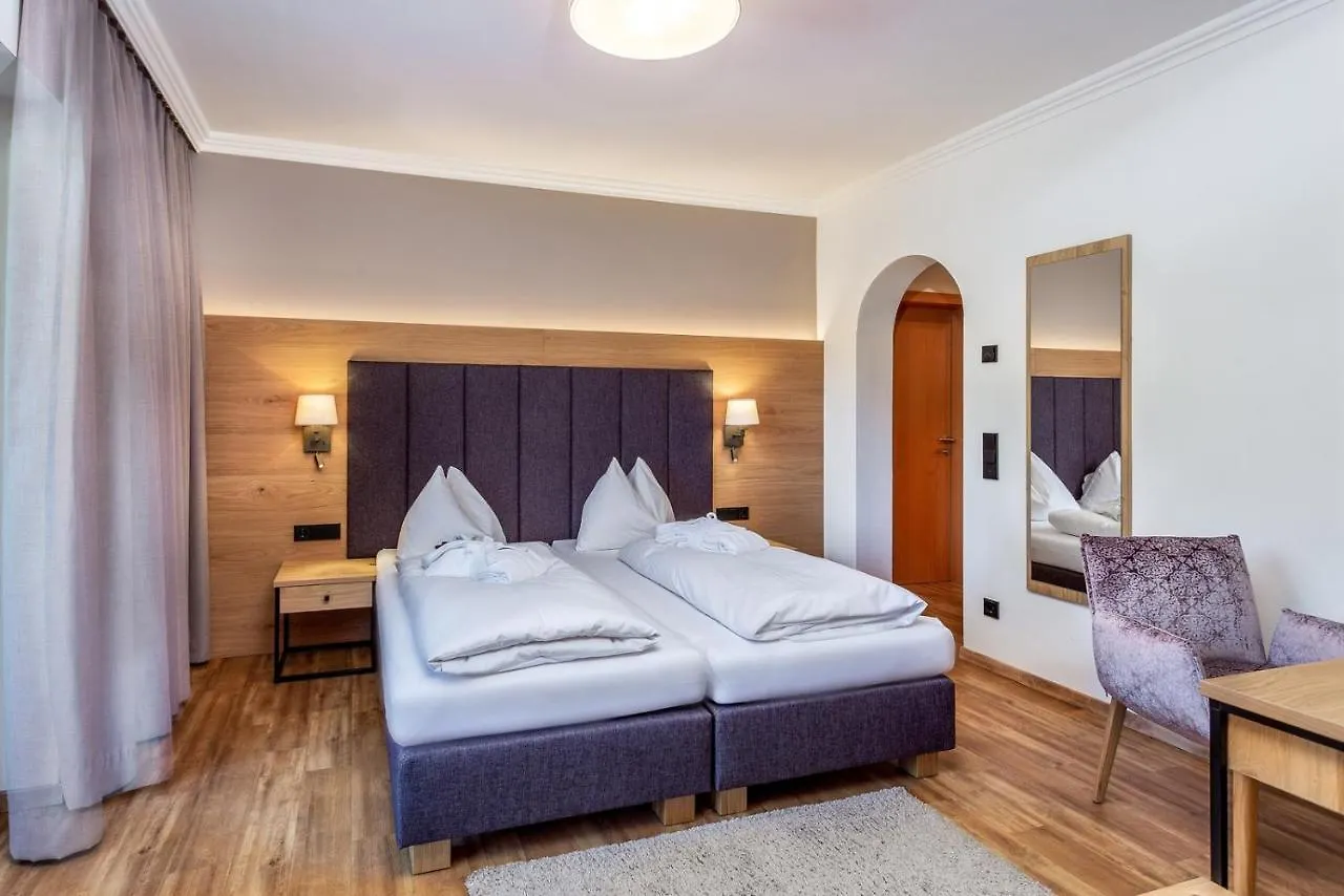 Hotel Sonnegg Saalbach