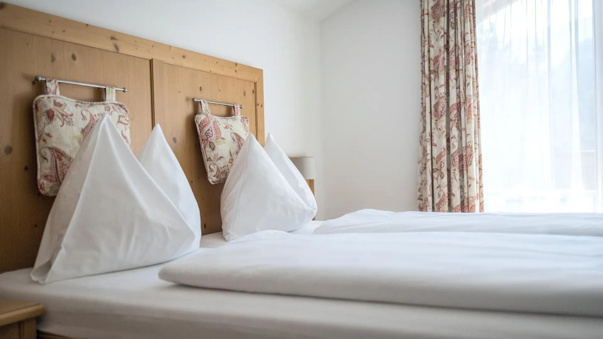 Hotel Sonnegg Saalbach Österreich